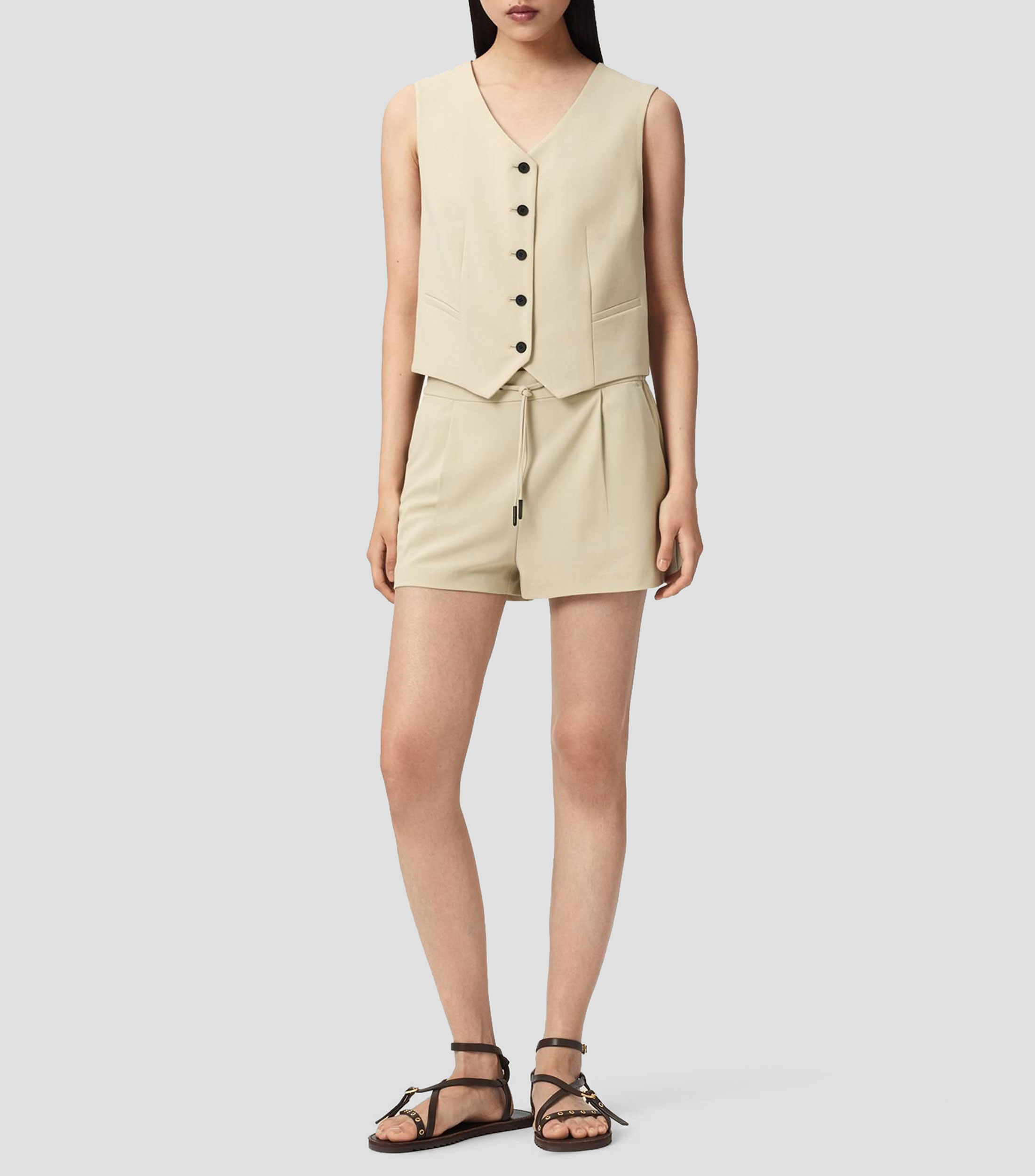 Short liso Mujer